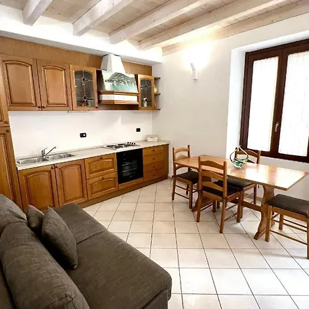 Rossi Family Apartment