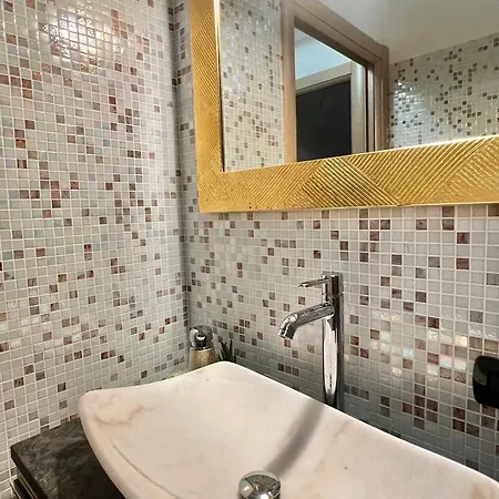 Rossi Family Oliveto Lario